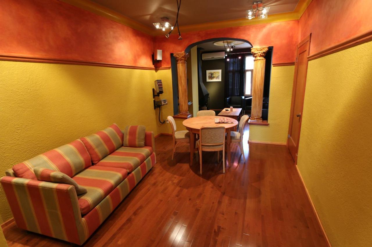 A La Carte Bed & Breakfast Montréal Exteriör bild